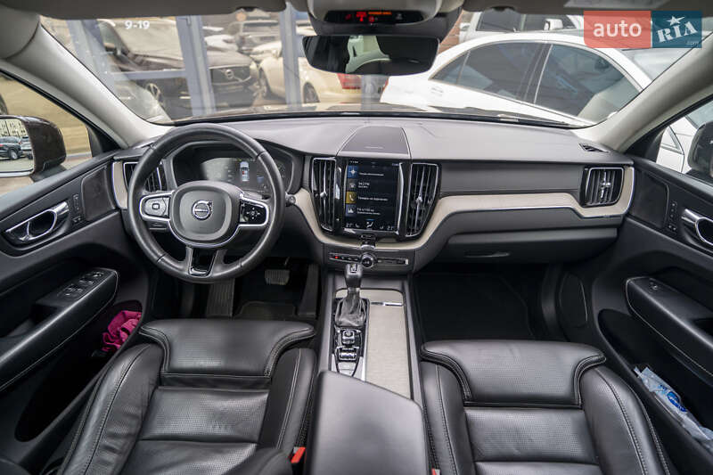 Внедорожник / Кроссовер Volvo XC60 2018 в Киеве фото 26 Внедорожник / Кроссовер Volvo XC60 2018 в Киеве