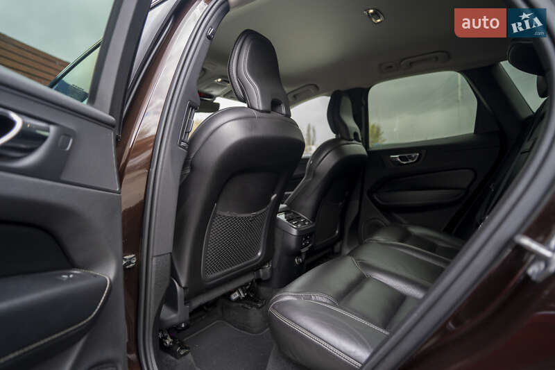 Внедорожник / Кроссовер Volvo XC60 2018 в Киеве фото 32 Внедорожник / Кроссовер Volvo XC60 2018 в Киеве