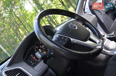 Внедорожник / Кроссовер Volvo XC60 2017 в 