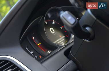 Внедорожник / Кроссовер Volvo XC60 2017 в 