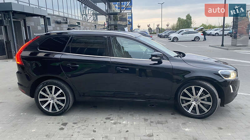 Внедорожник / Кроссовер Volvo XC60 2015 в Киеве