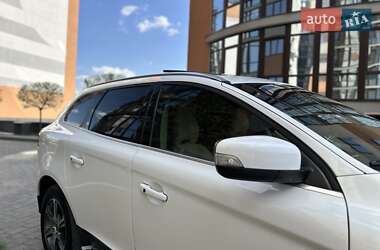 Внедорожник / Кроссовер Volvo XC60 2012 в 