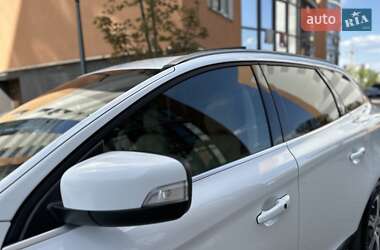 Внедорожник / Кроссовер Volvo XC60 2012 в 