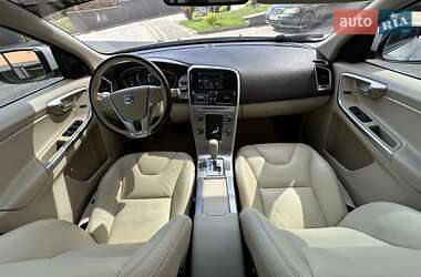 Внедорожник / Кроссовер Volvo XC60 2012 в 