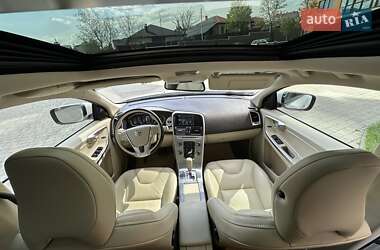 Внедорожник / Кроссовер Volvo XC60 2012 в 