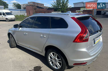 Внедорожник / Кроссовер Volvo XC60 2015 в 