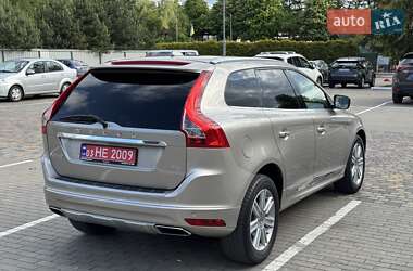 Позашляховик / Кросовер Volvo XC60 2016 в 