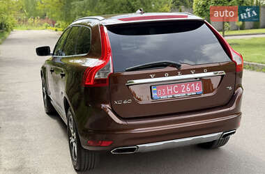 Внедорожник / Кроссовер Volvo XC60 2014 в 