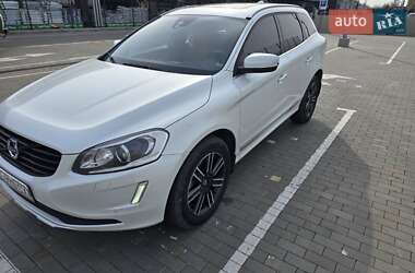 Внедорожник / Кроссовер Volvo XC60 2016 в Вознесенске