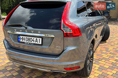 Внедорожник / Кроссовер Volvo XC60 2015 в 