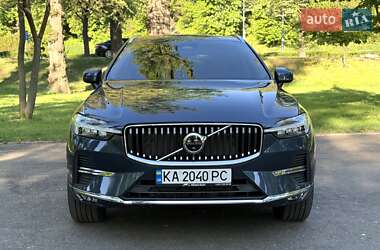 Внедорожник / Кроссовер Volvo XC60 2023 в 