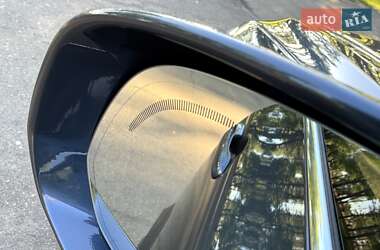 Внедорожник / Кроссовер Volvo XC60 2023 в 