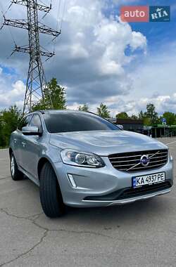 Позашляховик / Кросовер Volvo XC60 2016 в 
