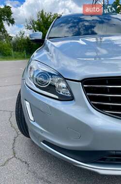 Позашляховик / Кросовер Volvo XC60 2016 в 