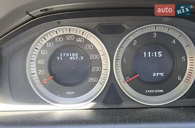 Внедорожник / Кроссовер Volvo XC60 2013 в 
