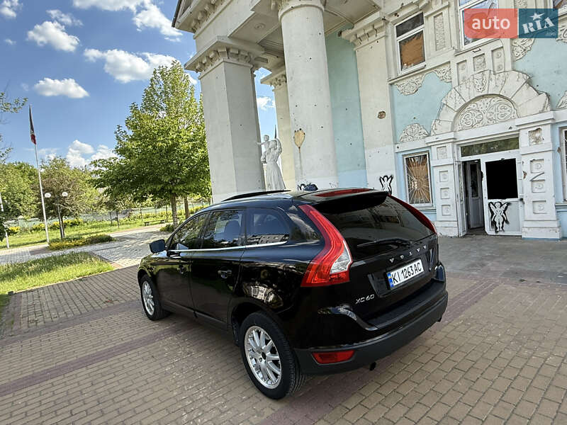 Позашляховик / Кросовер Volvo XC60 2012 в Ірпені