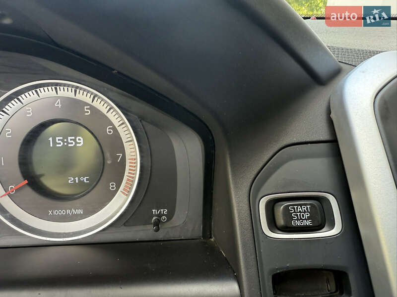Позашляховик / Кросовер Volvo XC60 2012 в Ірпені