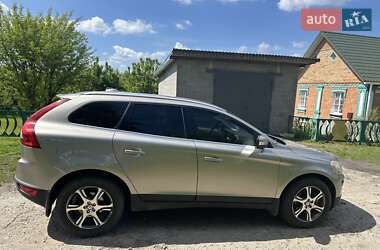 Внедорожник / Кроссовер Volvo XC60 2011 в 