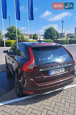 Внедорожник / Кроссовер Volvo XC60 2013 в 