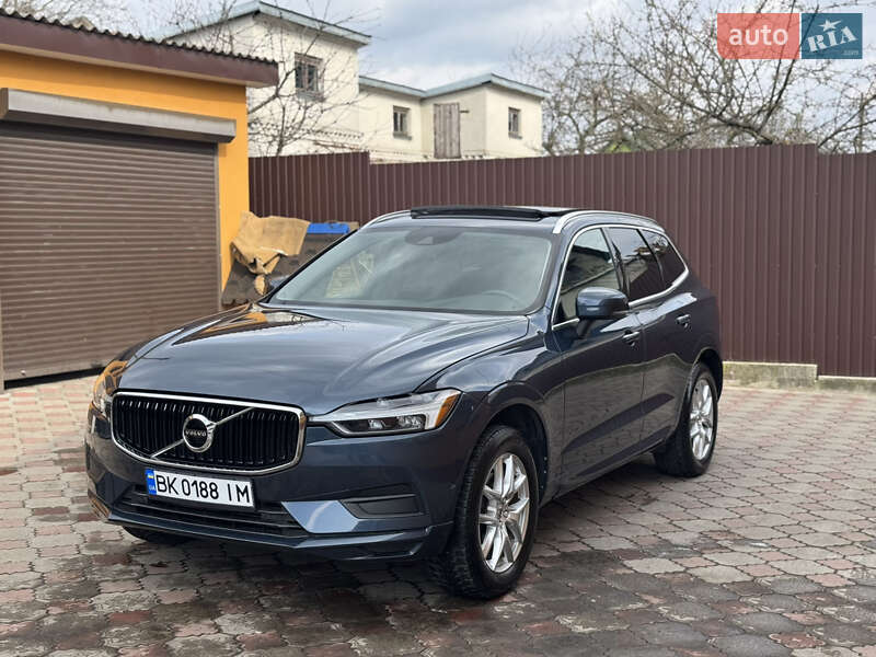 Внедорожник / Кроссовер Volvo XC60 2017 в Ровно
