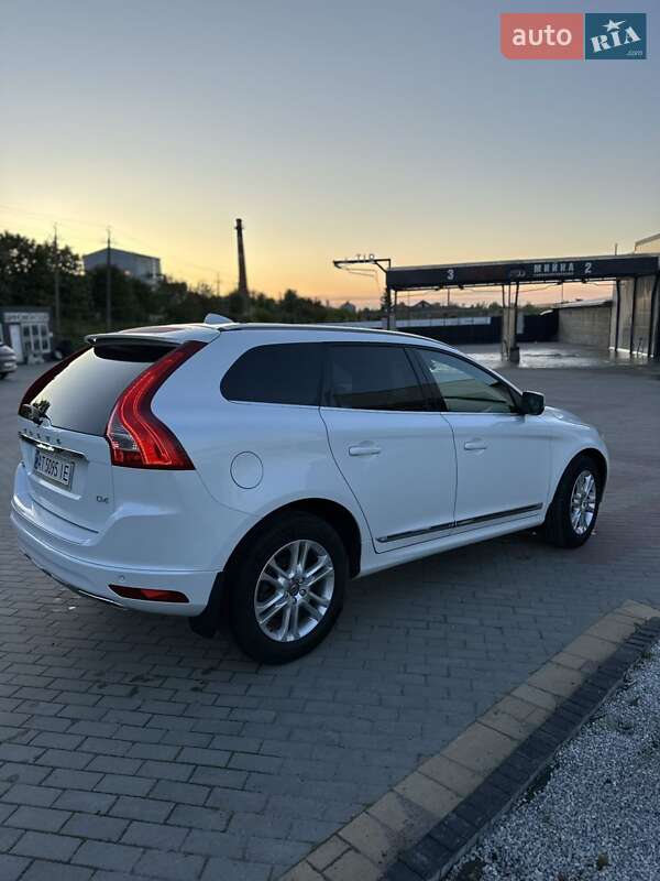 Позашляховик / Кросовер Volvo XC60 2015 в Городенці