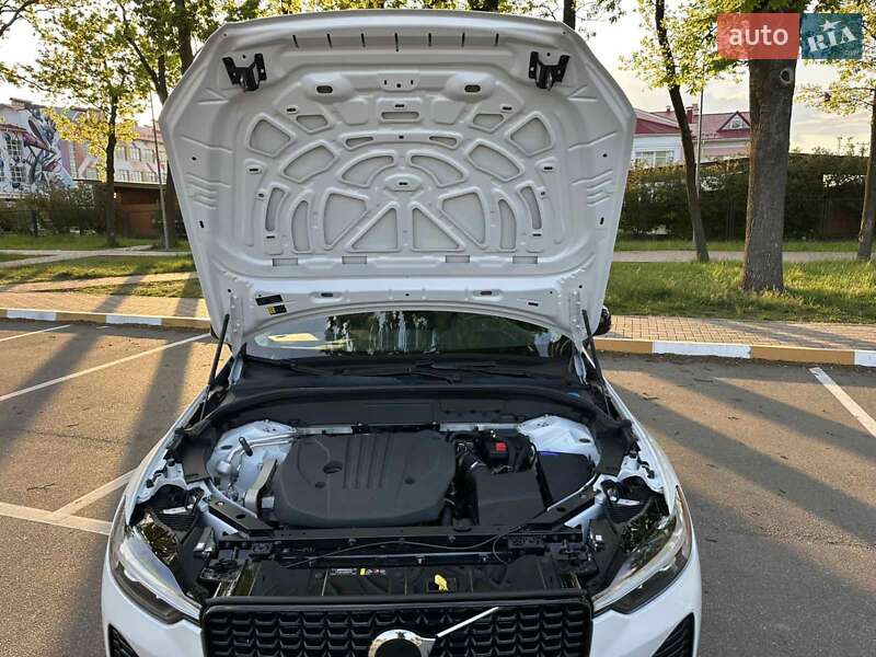 Внедорожник / Кроссовер Volvo XC60 2024 в Киеве фото 24 Внедорожник / Кроссовер Volvo XC60 2024 в Киеве