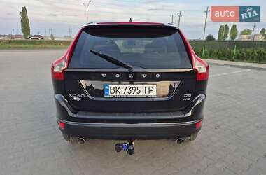 Позашляховик / Кросовер Volvo XC60 2013 в 