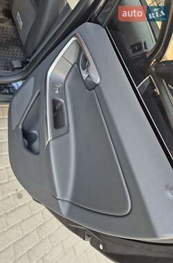 Позашляховик / Кросовер Volvo XC60 2013 в 