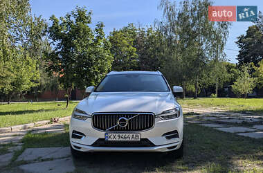 Внедорожник / Кроссовер Volvo XC60 2018 в 