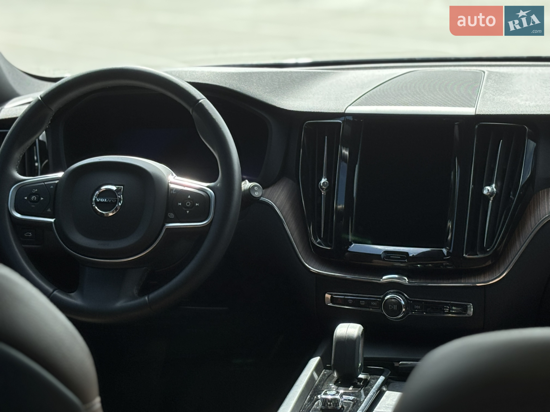 2022 Volvo XC60 - мініатюра 12