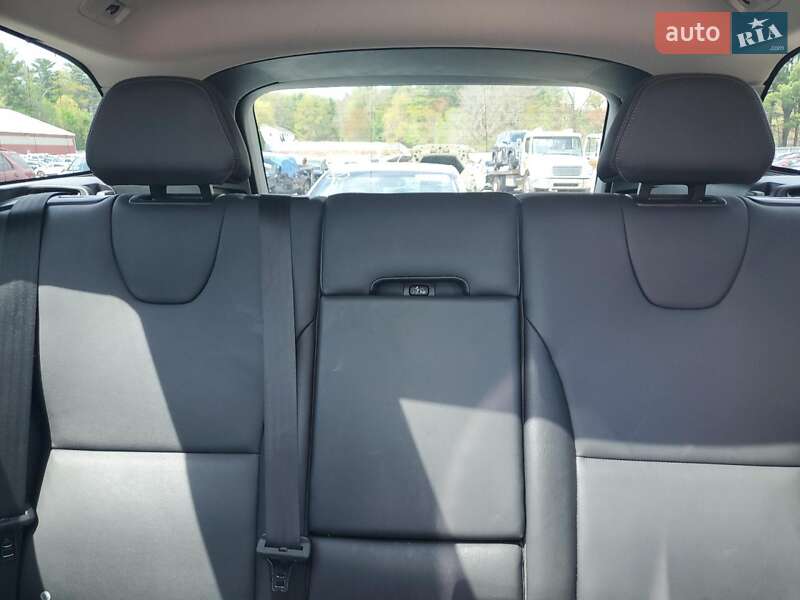 Позашляховик / Кросовер Volvo XC60 2017 в Львові