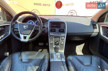 Внедорожник / Кроссовер Volvo XC60 2012 в 