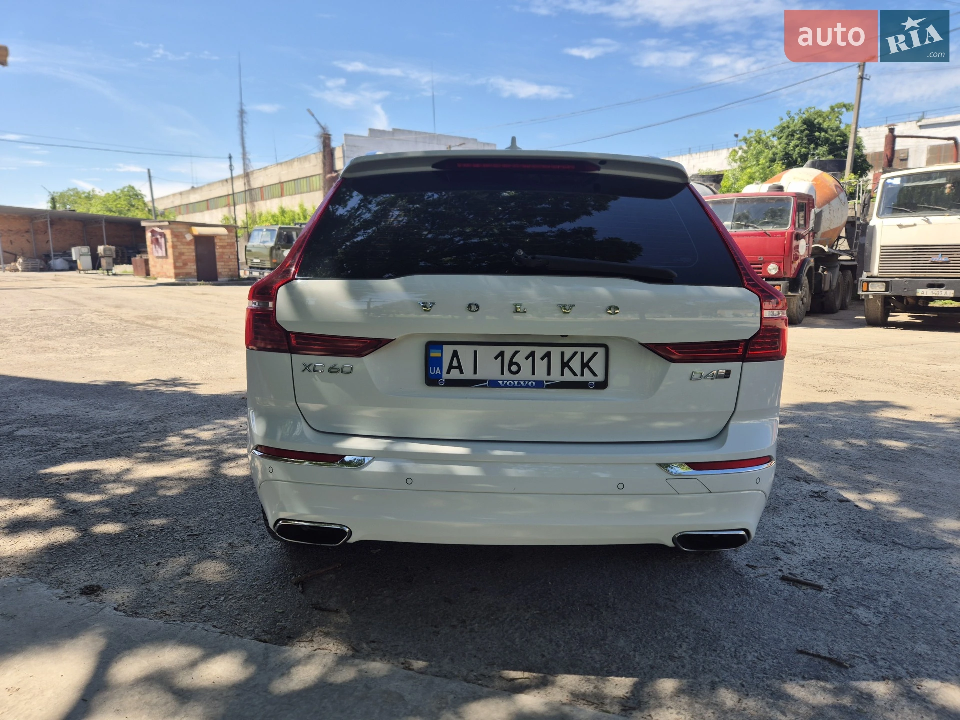 2017 Volvo XC60 - мініатюра 11