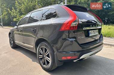 Внедорожник / Кроссовер Volvo XC60 2016 в 