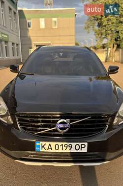 Внедорожник / Кроссовер Volvo XC60 2016 в 