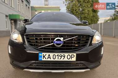 Внедорожник / Кроссовер Volvo XC60 2016 в 