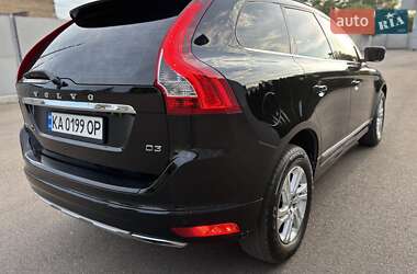 Внедорожник / Кроссовер Volvo XC60 2016 в 