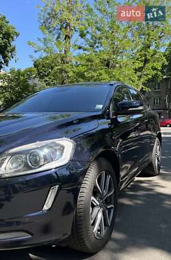 Внедорожник / Кроссовер Volvo XC60 2017 в 