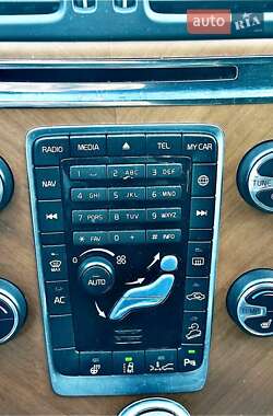 Внедорожник / Кроссовер Volvo XC60 2014 в 