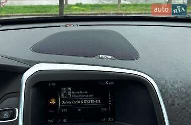 Внедорожник / Кроссовер Volvo XC60 2014 в 