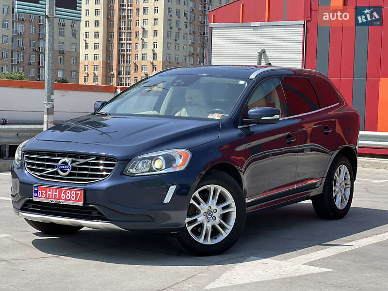 Позашляховик / Кросовер Volvo XC60 2015 в 