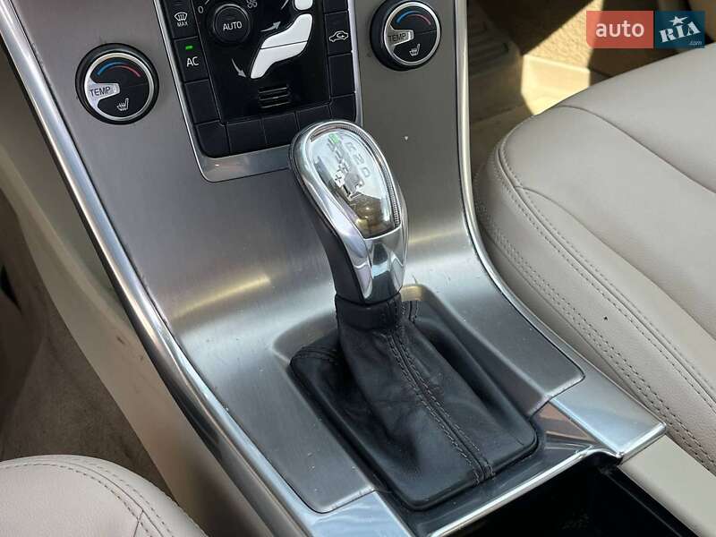 Позашляховик / Кросовер Volvo XC60 2012 в Львові