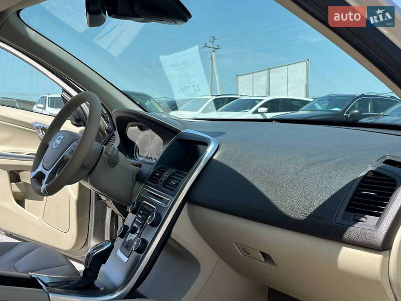Позашляховик / Кросовер Volvo XC60 2012 в Львові