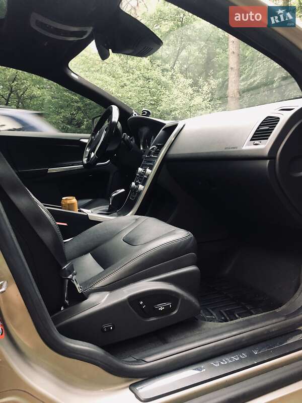 Внедорожник / Кроссовер Volvo XC60 2015 в Броварах