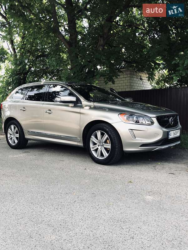 Внедорожник / Кроссовер Volvo XC60 2015 в Броварах