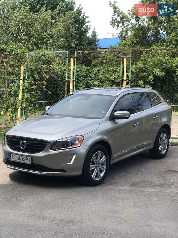 Внедорожник / Кроссовер Volvo XC60 2015 в Броварах