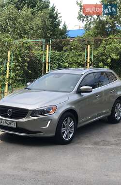 Внедорожник / Кроссовер Volvo XC60 2015 в 