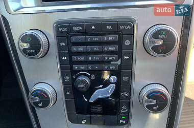 Внедорожник / Кроссовер Volvo XC60 2014 в 