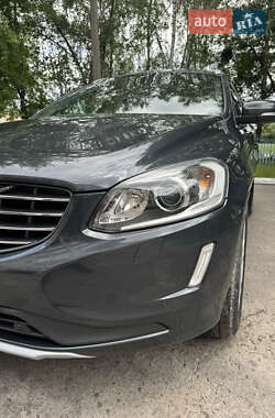 Внедорожник / Кроссовер Volvo XC60 2015 в 