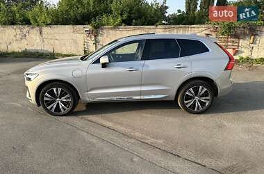 Внедорожник / Кроссовер Volvo XC60 2021 в 